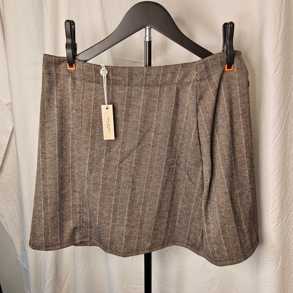 Max Studio London Herringbone Wrap Mini Skirt Size L Brown Plaid Buckle 4707Q13 - Picture 3 of 7